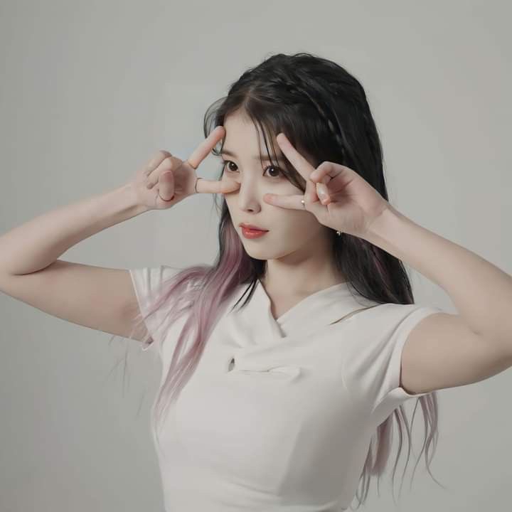 粉丝拍下的IU瞬间