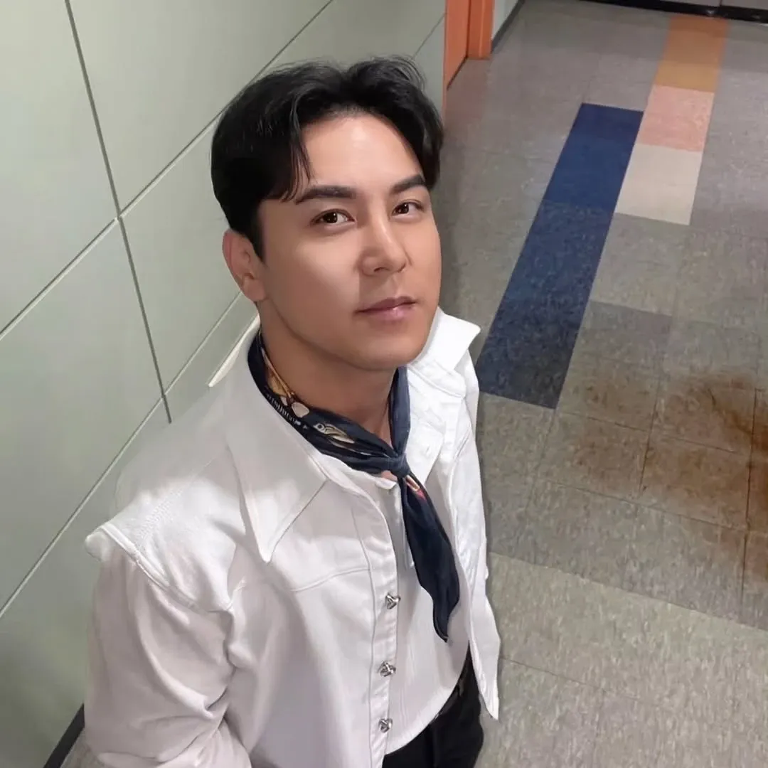 Foto kegiatan terbaru dari Jang Minho