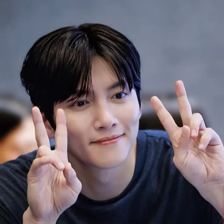 A moment captured by a fan of Ji Changwook
