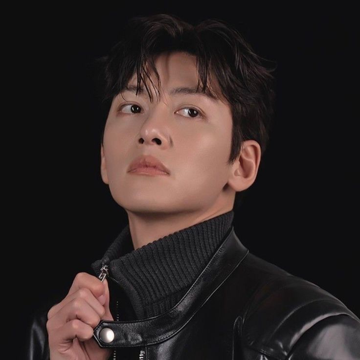 Behind-the-scenes cut of Ji Changwook