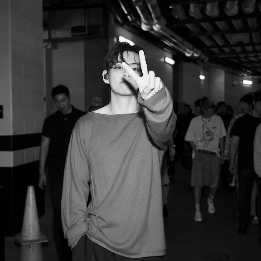 Latest photo of Kim Taehyung (V)