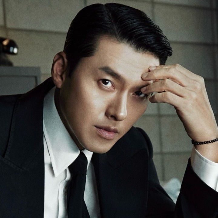 A moment captured by a fan of Hyun Bin