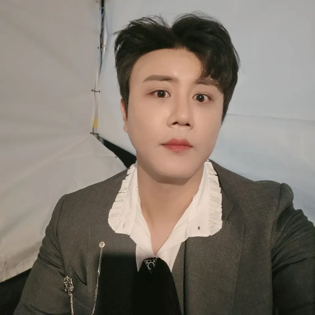 Recent activity shot of Jin Haesung