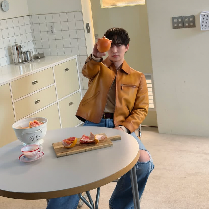 Cuplikan di balik layar dari Lee Junho