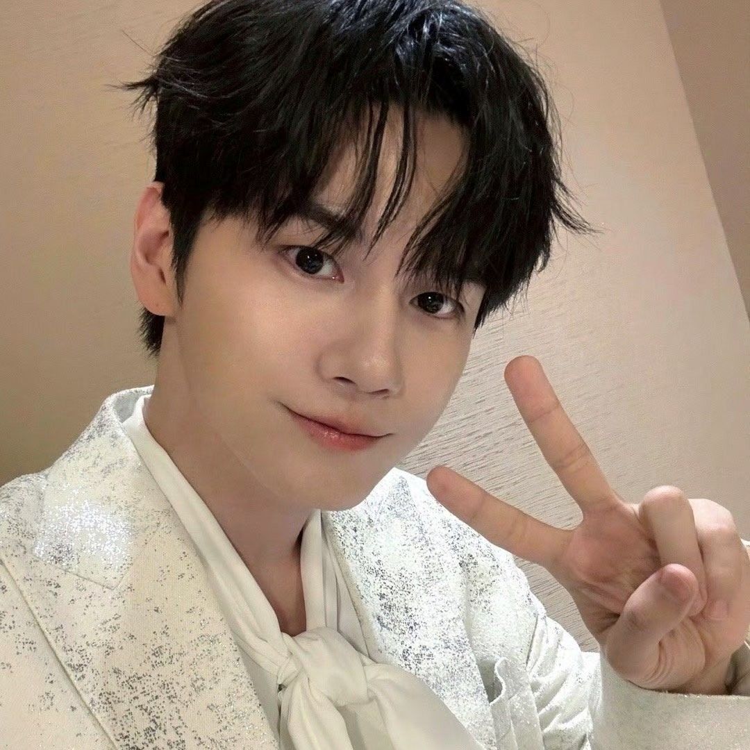 Latest photo of Ong Seongwu