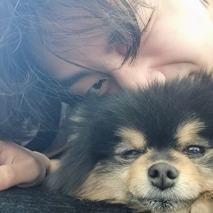 Recent activity shot of Kim Taehyung (V)