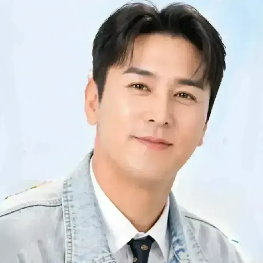 Foto kegiatan terbaru dari Jang Minho