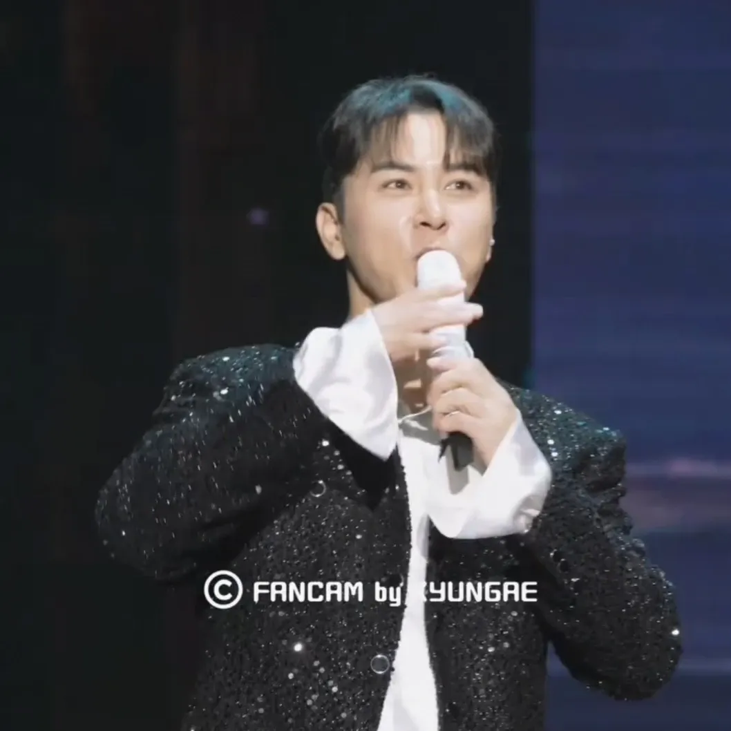 Behind-the-scenes cut of Jang Minho