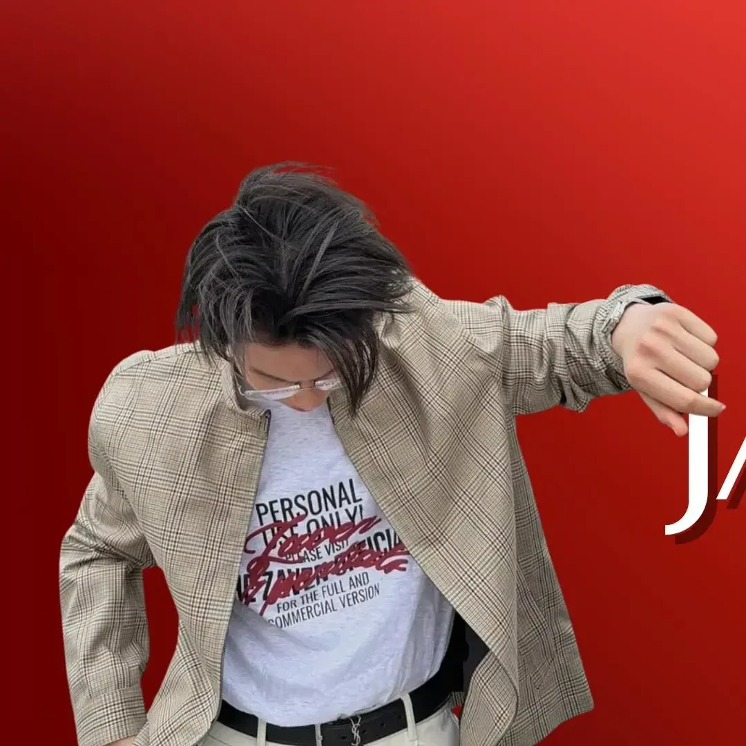 Konten selebriti populer yang sedang hangat di komunitas