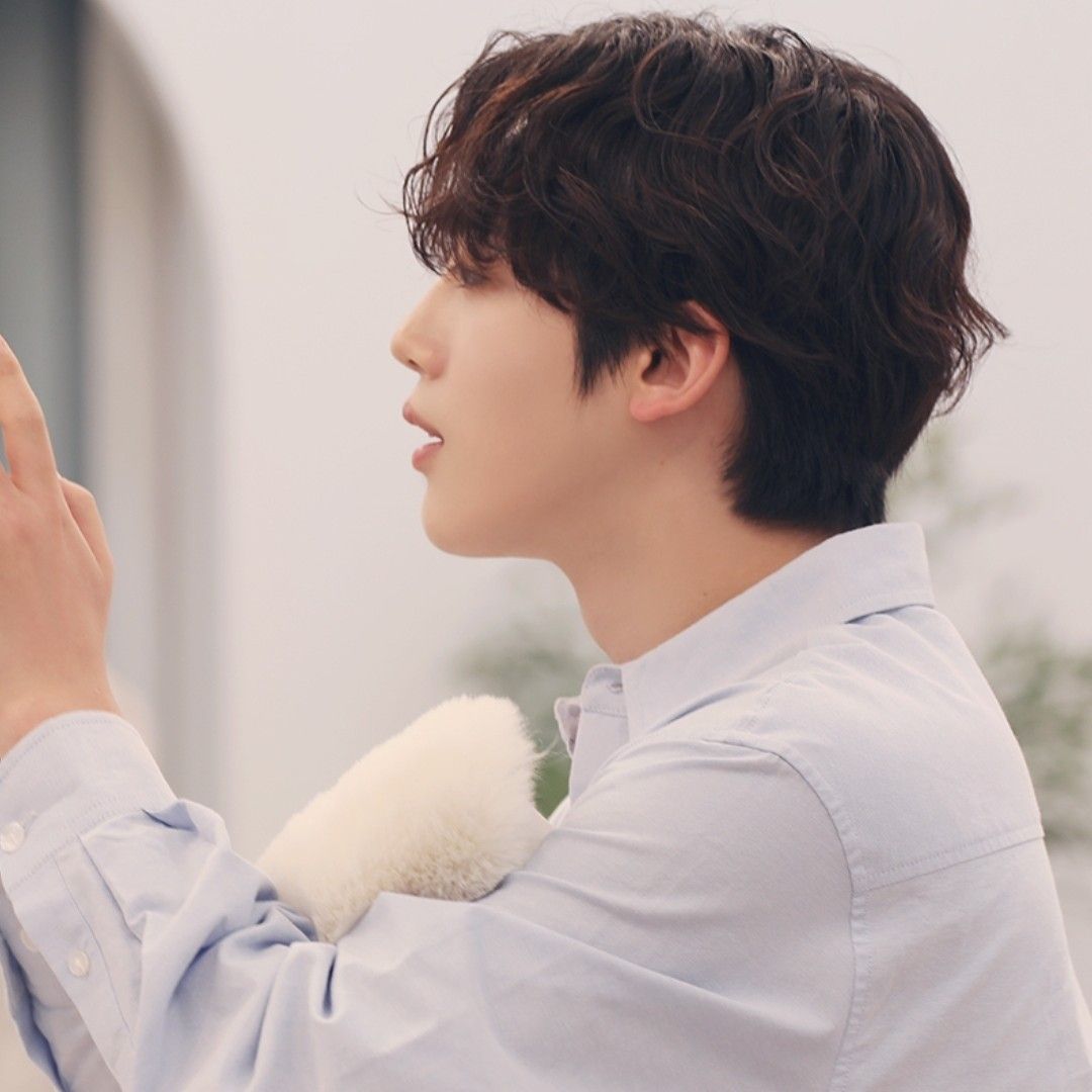 Recent activity shot of Kim Yohan