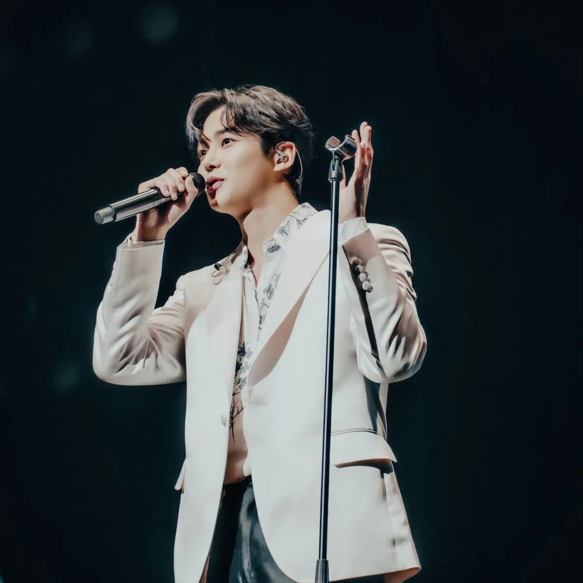 로운 최근 활동샷