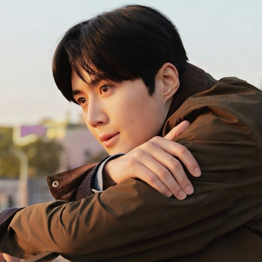 Foto terbaru dari Kim Seonho