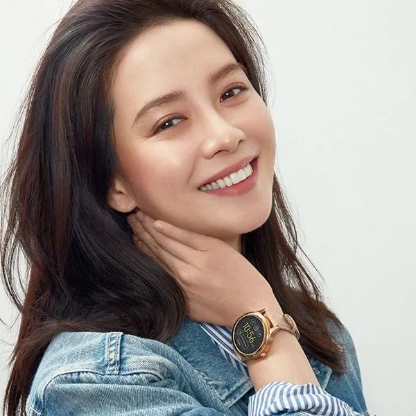Momen yang diabadikan oleh penggemar Song Jihyo