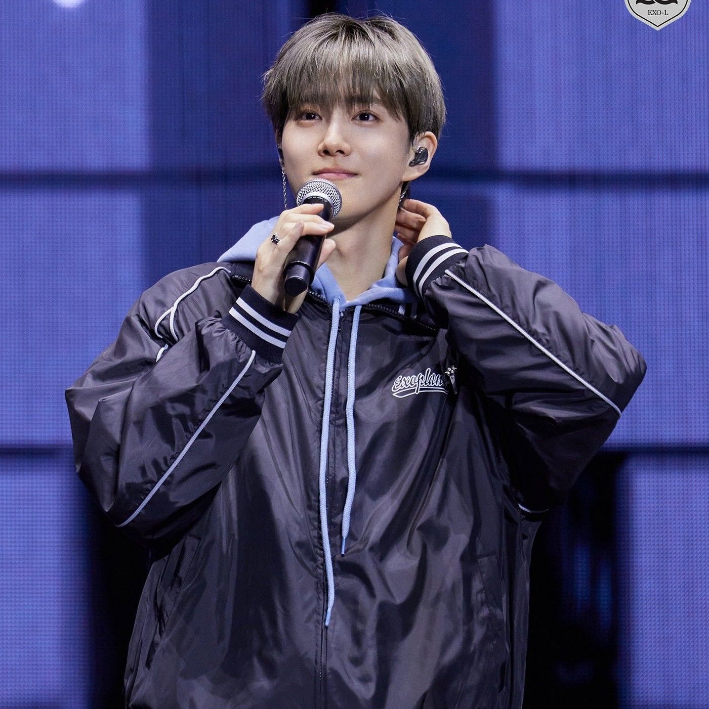 粉絲拍下的Suho瞬間