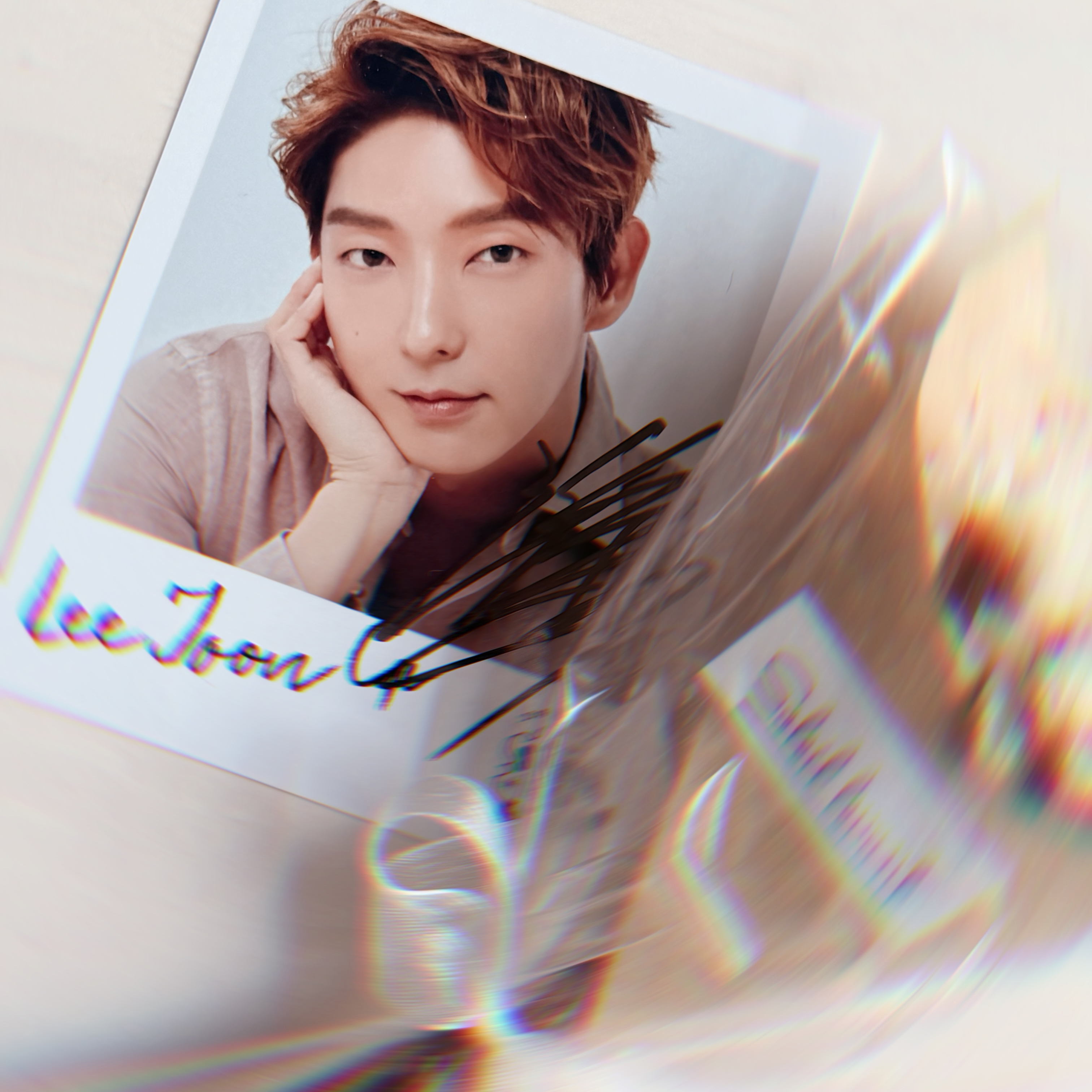 A moment captured by a fan of Lee Joongi