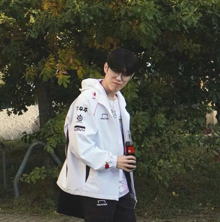 A moment captured by a fan of Oner