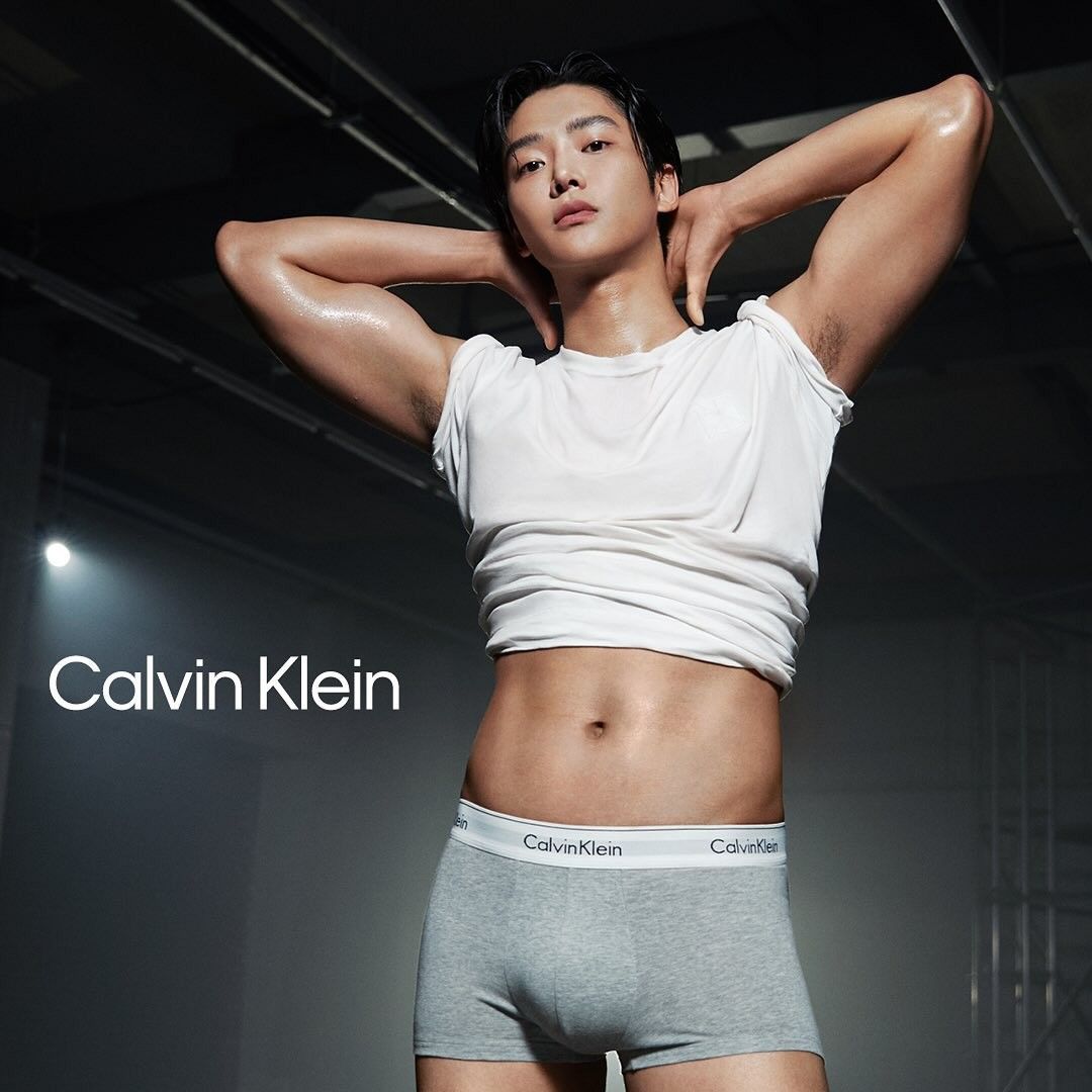 Foto kegiatan terbaru dari Rowoon