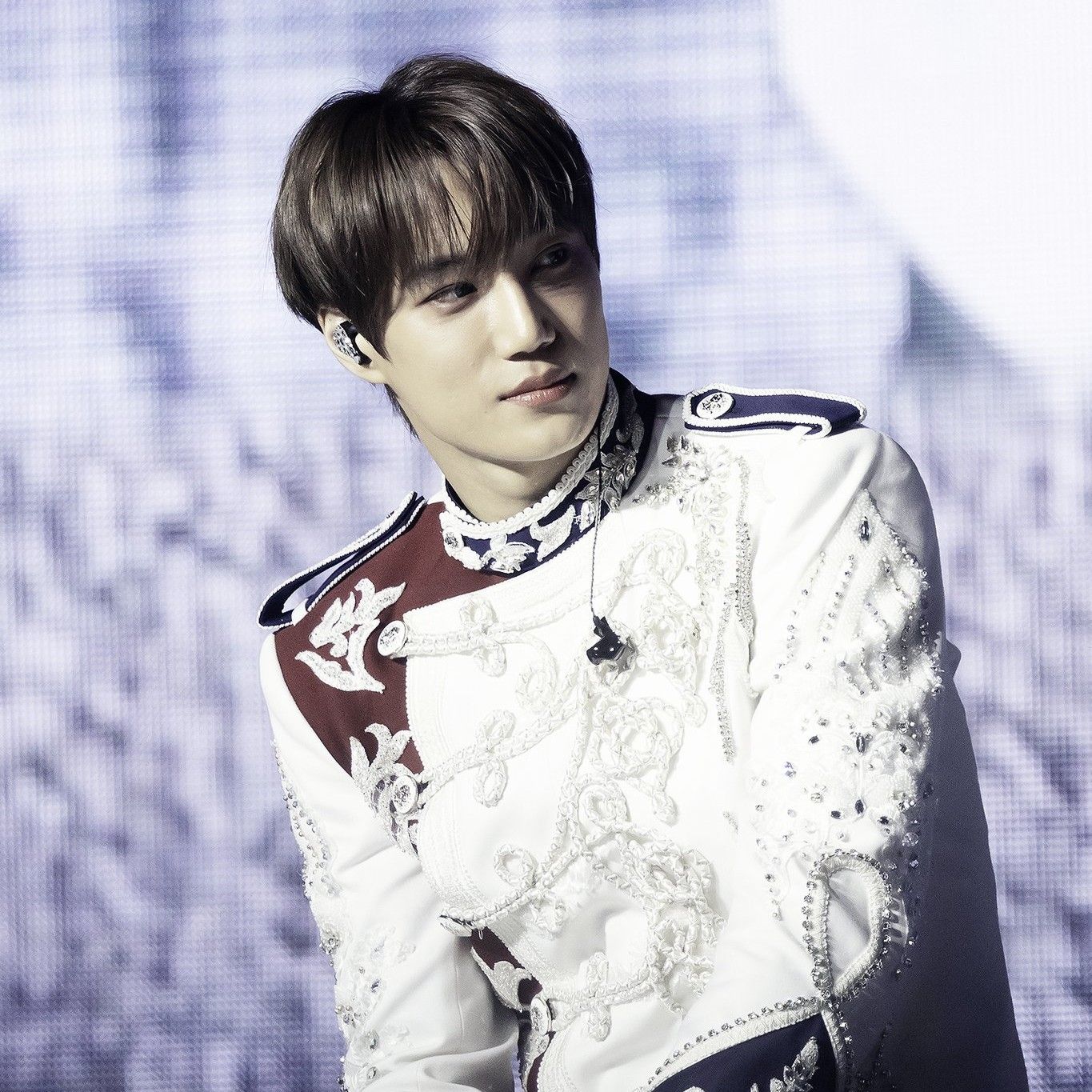 A moment captured by a fan of KAI