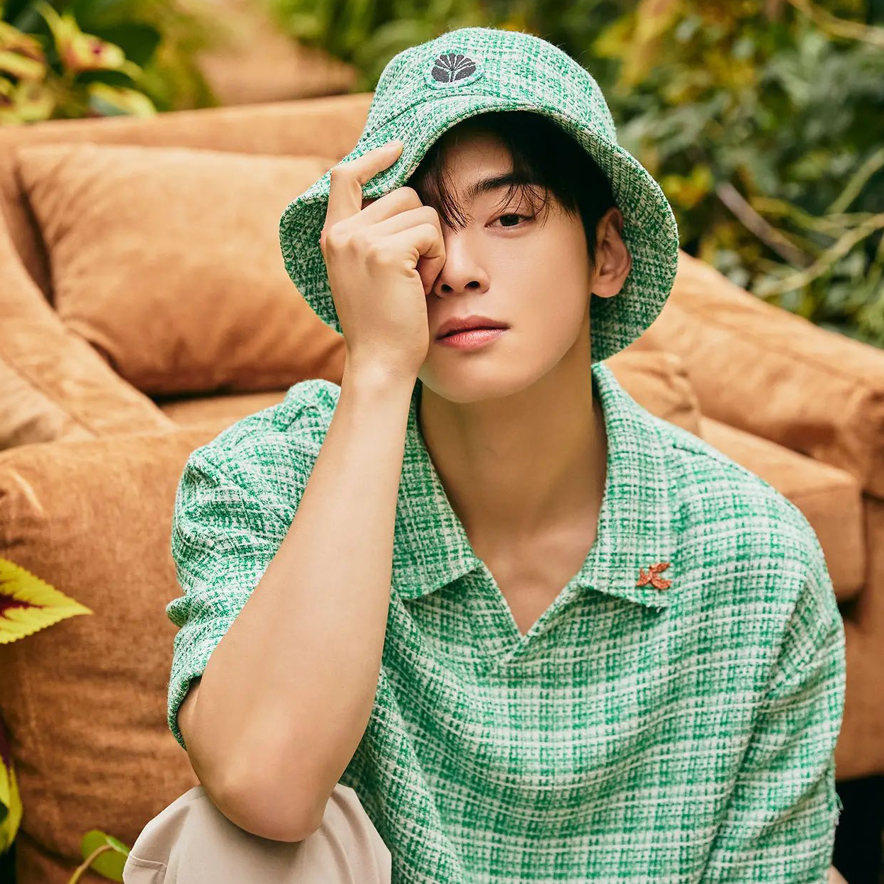 Recent activity shot of Cha Eunwoo