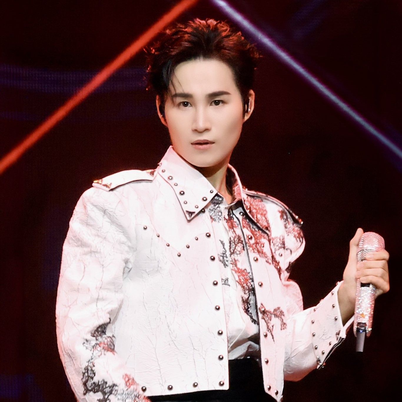 キム・ヒジェのビハインドカット