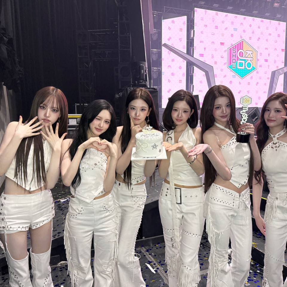 김다현의 비하인드 컷