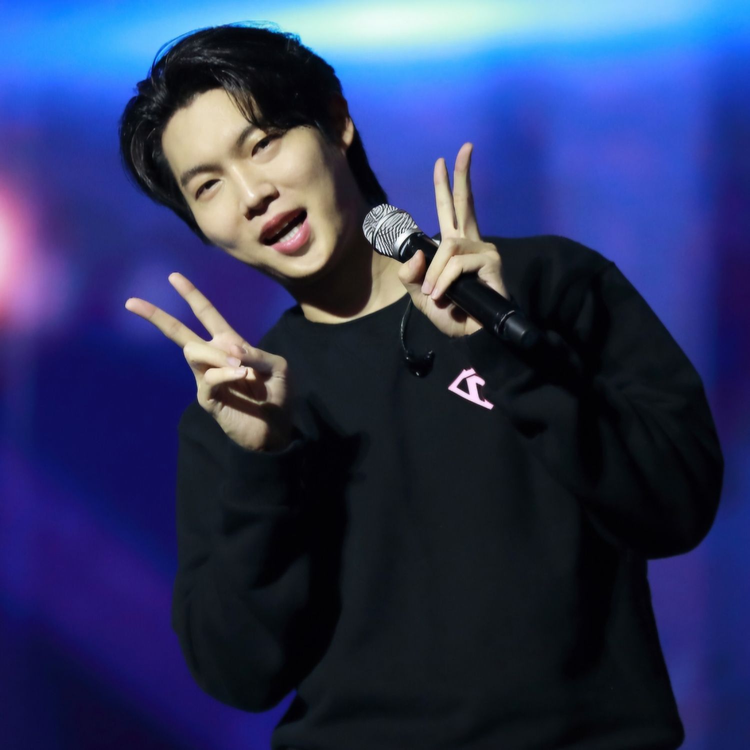 Latest photo of Son Taejin