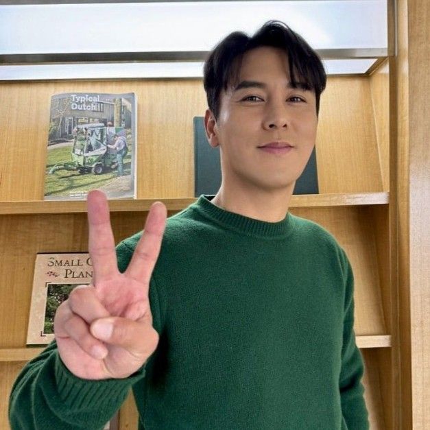 チャン・ミンホの最近の活動ショット