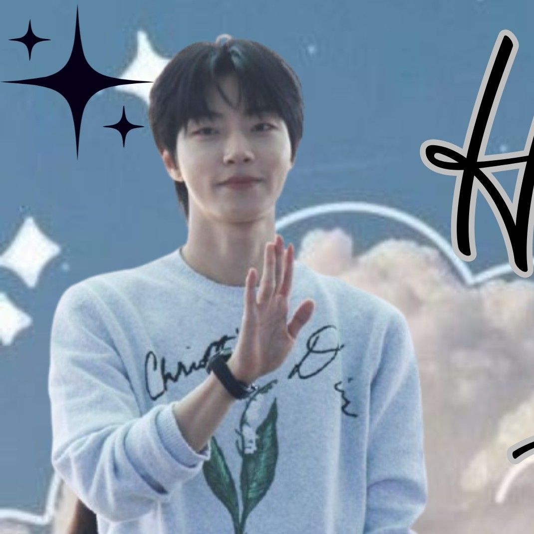 황인엽의 최신 사진