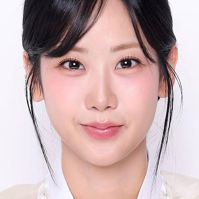 カン・ヘヨンの最近の活動ショット