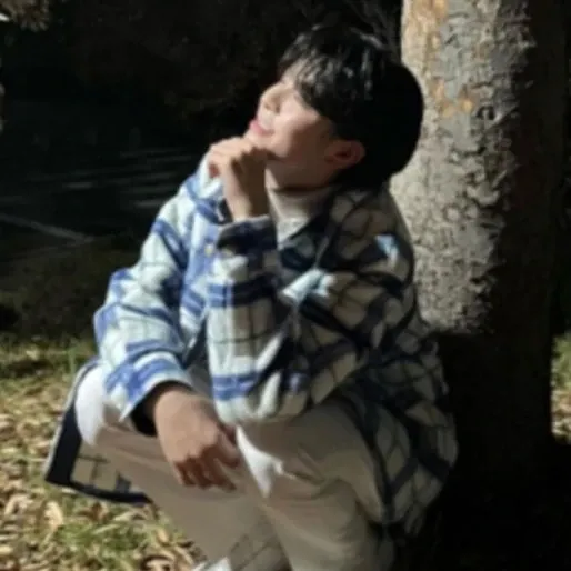 Latest photo of Jeong Dongwon