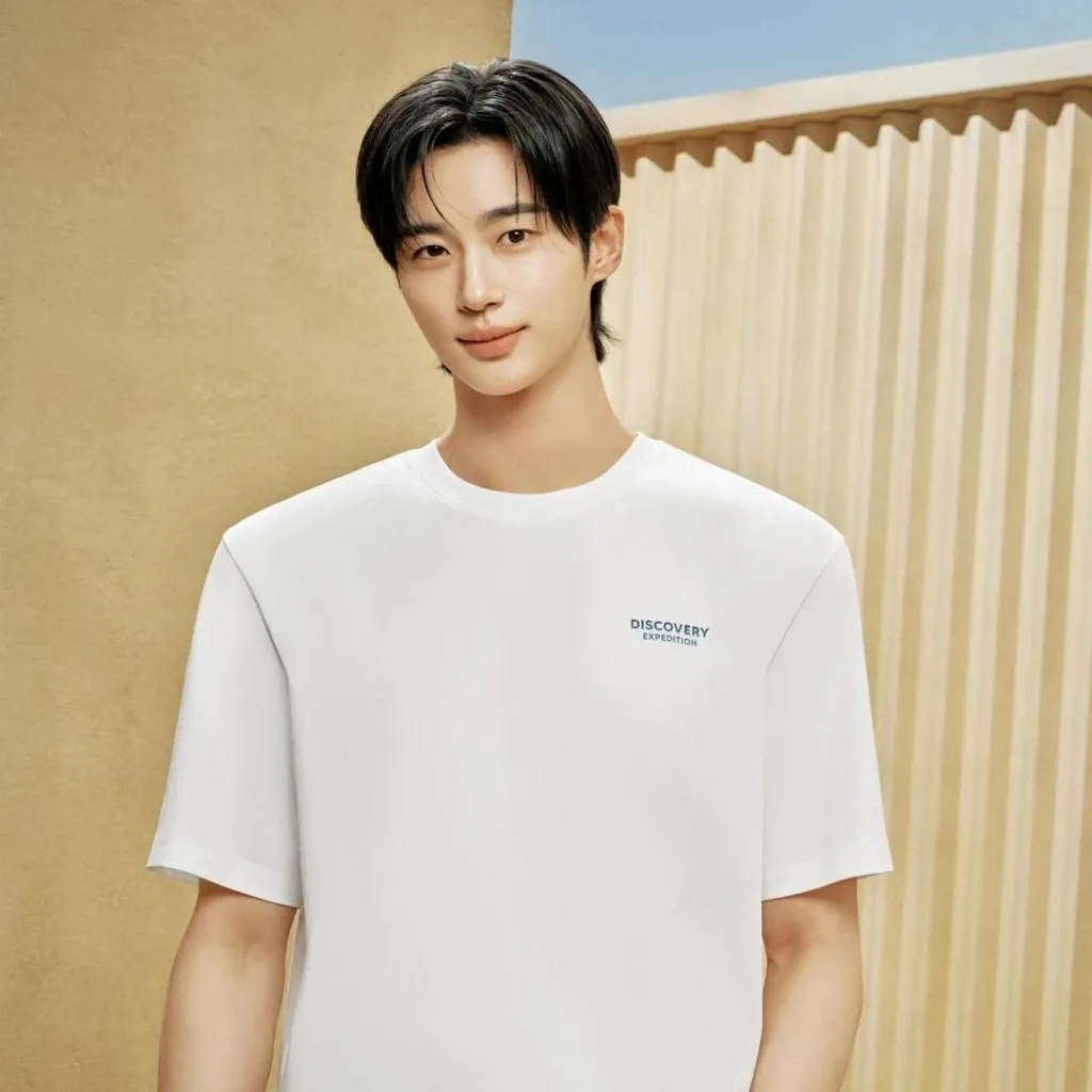 Behind-the-scenes cut of Byeon Wooseok