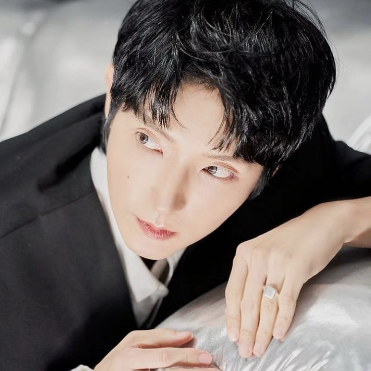 이준기의 최신 사진