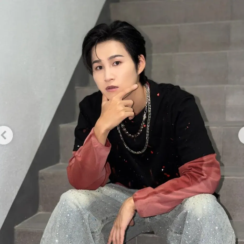 Behind-the-scenes cut of Kim Heejae
