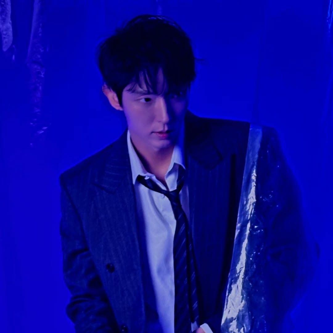 Latest photo of Lee Joongi