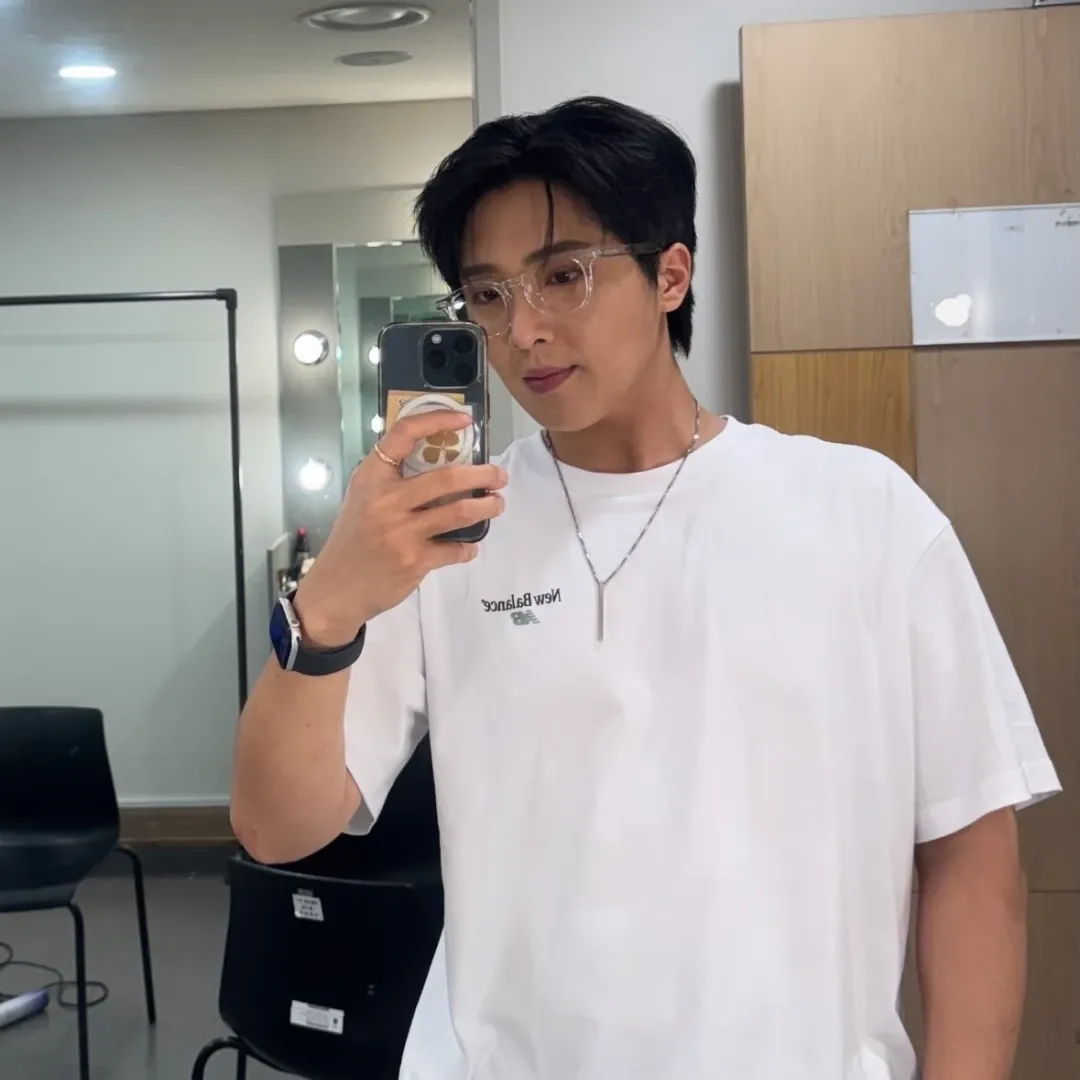 Latest photo of Hwang Yunsung