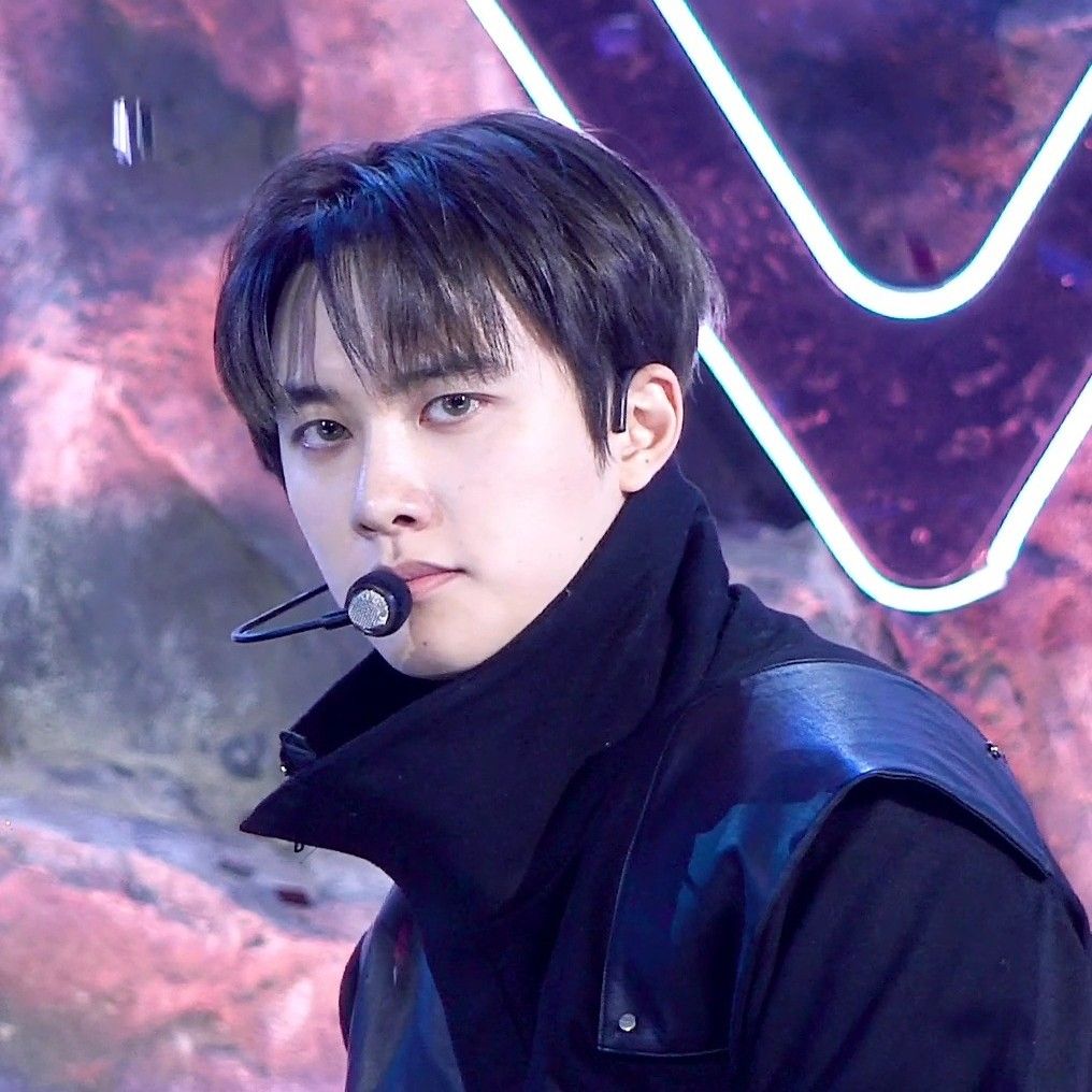 都暻秀 (D.O.)的近期活动照