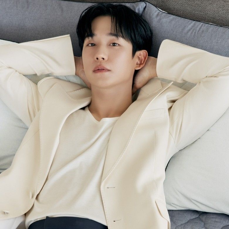 정해인 최근 활동샷