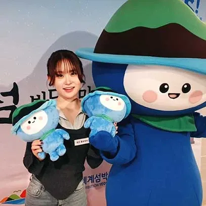 Cuplikan di balik layar dari Kim Dahyun