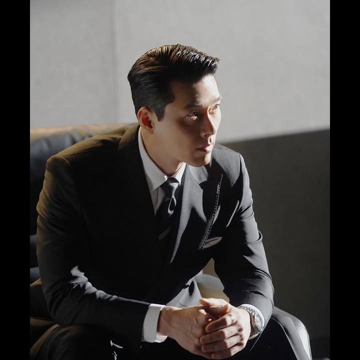 Foto terbaru dari Hyun Bin