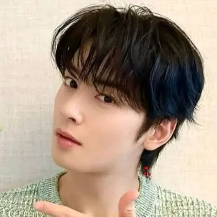 A moment captured by a fan of Cha Eunwoo