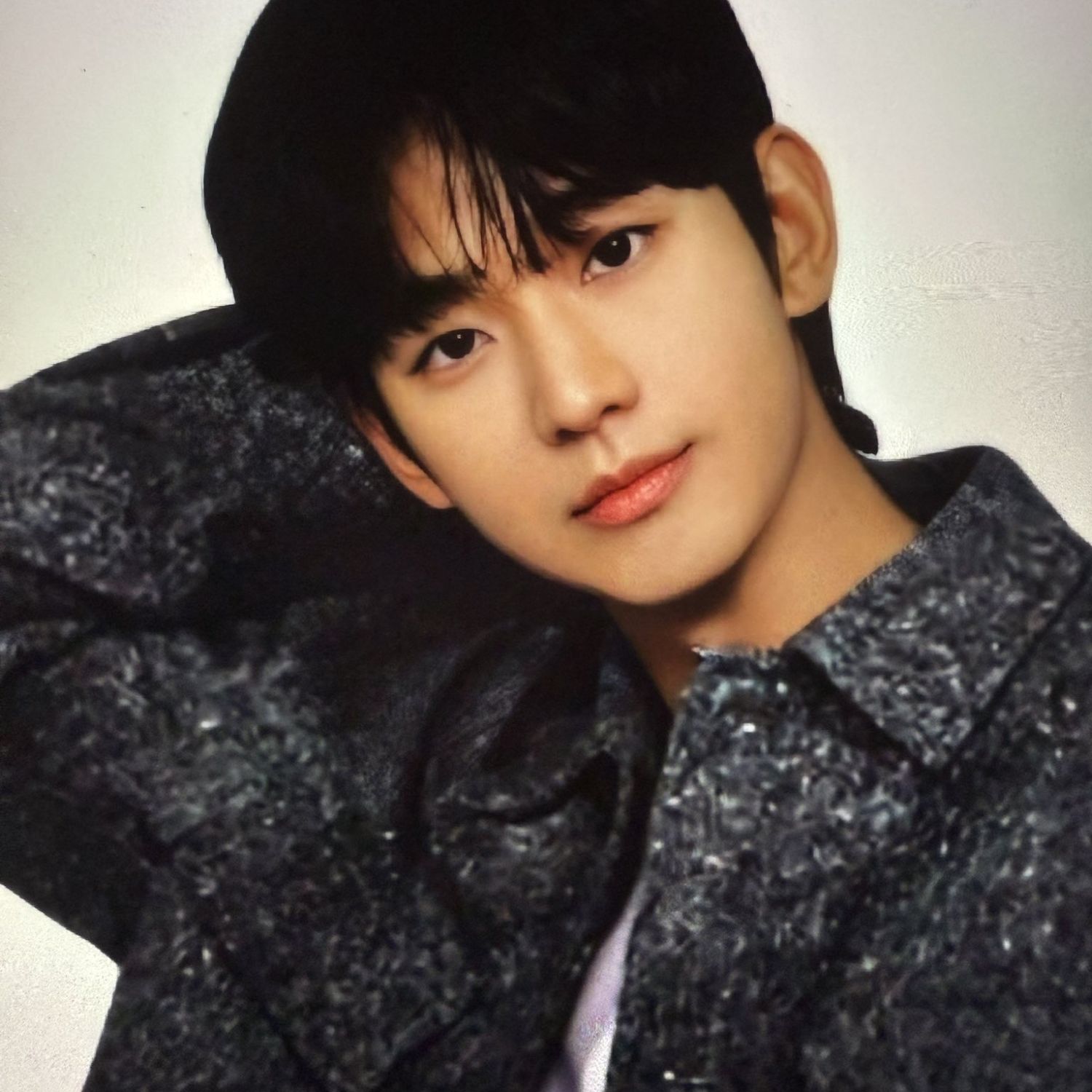 Recent activity shot of Kim Soohyun