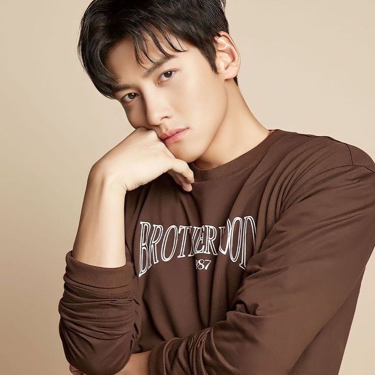 지창욱의 비하인드 컷