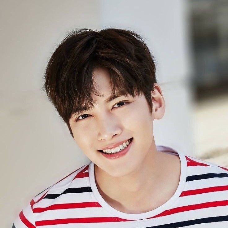 チ・チャンウクの最近の活動ショット