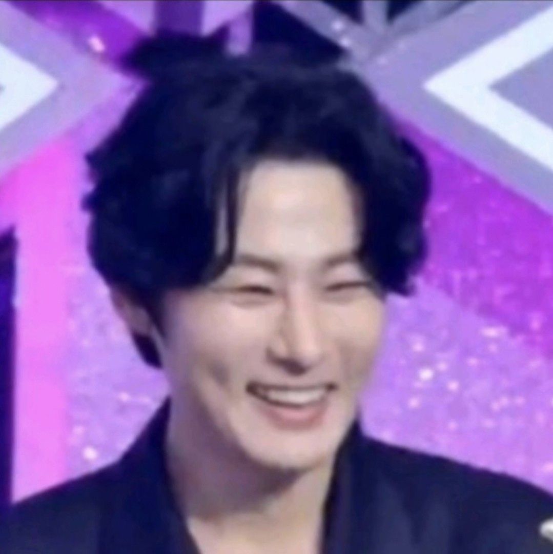 A moment captured by a fan of Kang Moonkyung