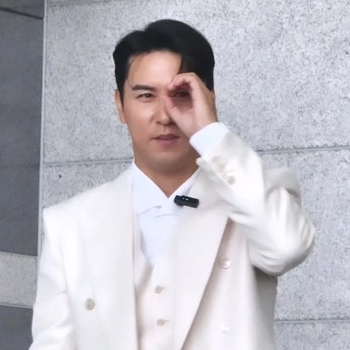 Foto kegiatan terbaru dari Jang Minho