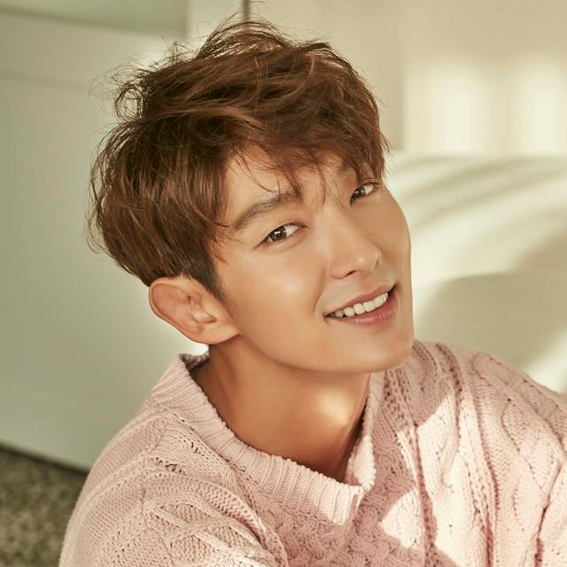 Recent activity shot of Lee Joongi