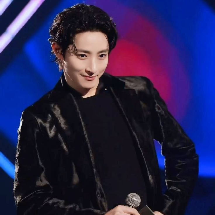 Recent activity shot of Lee Soohyuk