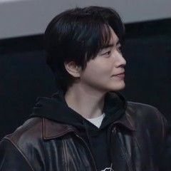 A moment captured by a fan of Lee Joonhyuk