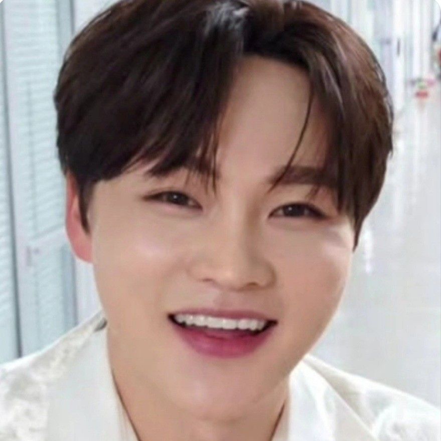 박서진 최근 활동샷