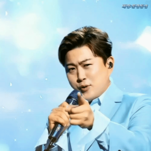 キム・ホジュンのビハインドカット